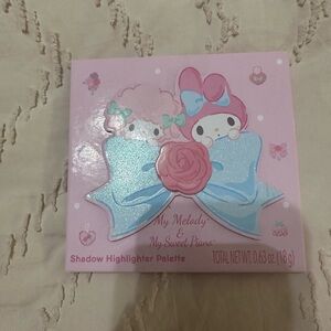 Sanrio My Melody & My Sweet Piano Eyeshadow Palette - Pink and Blue